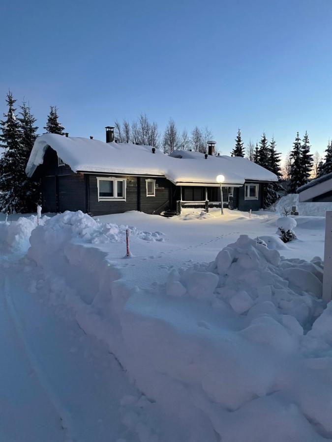 Yllaestoelli 2 D, Aekaeslompolo Appartement Kolari Buitenkant foto